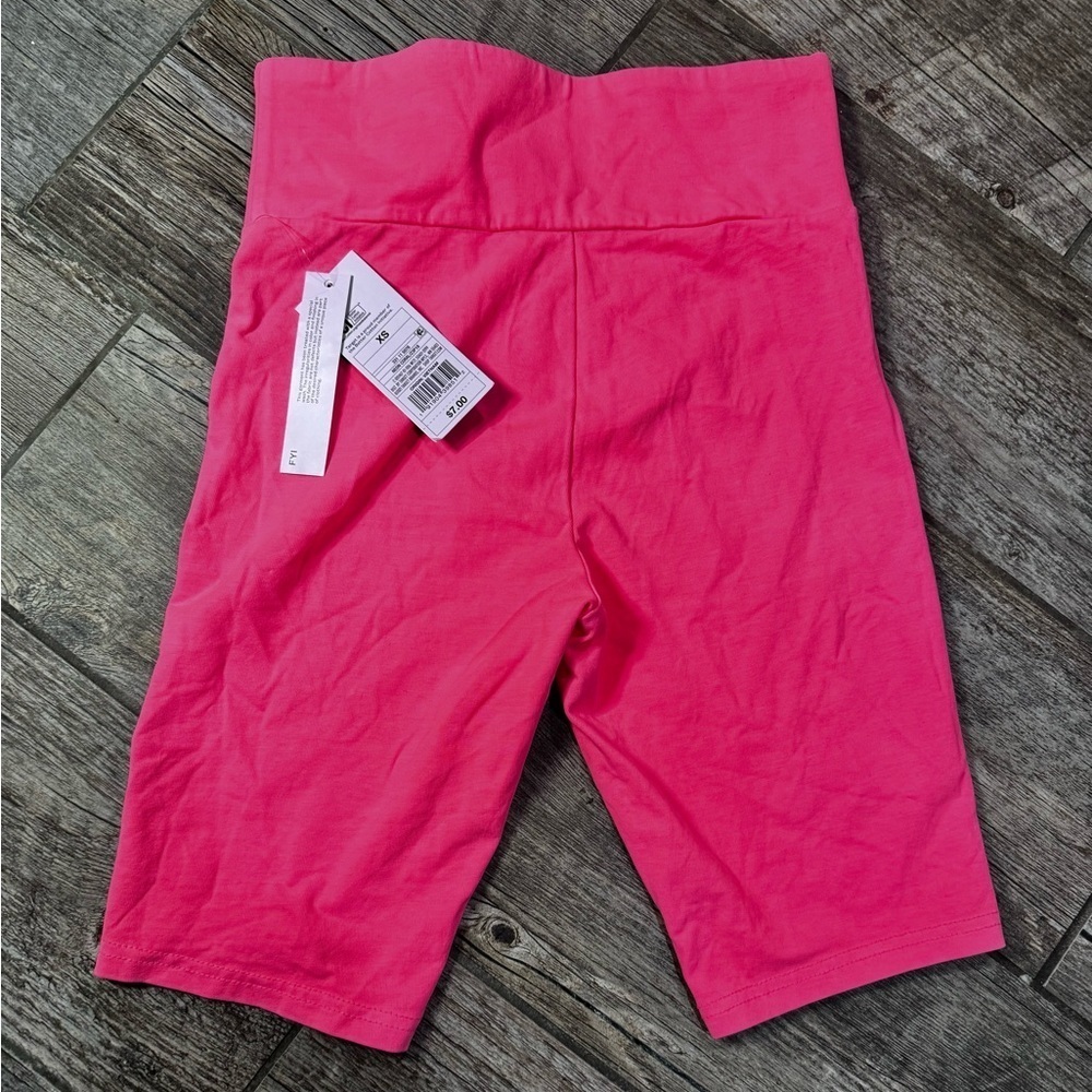 Shorts (e)​​​​